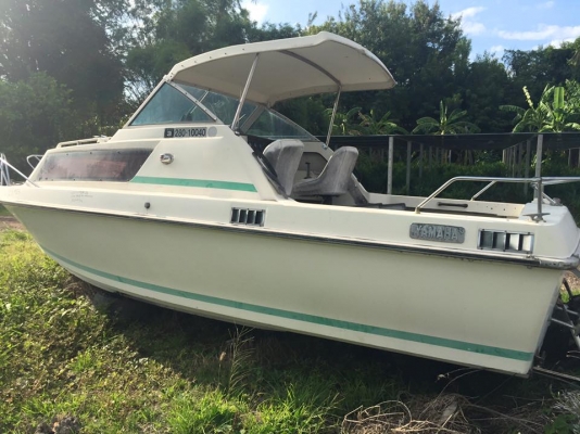 ขายเรือ 19 ฟุตยามาฮ่าเพิ่มคลิปติดเครื่องด้านในคับ