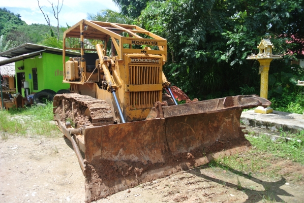 ขายรถแทรคเตอร์KOMATSU D50A