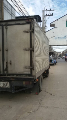 ขาย "ราคา 245,000บ ต่อรองได้" หกล้อ อีซูซุ NQD เครือง 4HF1 แอร์ พ.เวอร์ บรรทุกตู้แห้ง ยาว 4.30ม (เหมาะต่อดั้ม) ทะเบียนพร้อมโอน