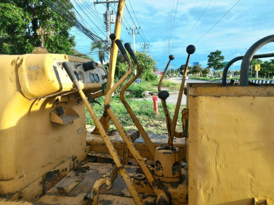ขายรถแทรคเตอร์ CAT D4D ตีนเป็ด เอกสารอินวอย ราคา 280000