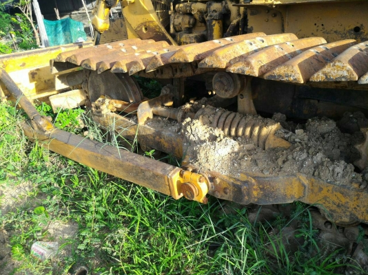 ขายรถแทรคเตอร์ CAT D4D ตีนเป็ด เอกสารอินวอย ราคา 280000