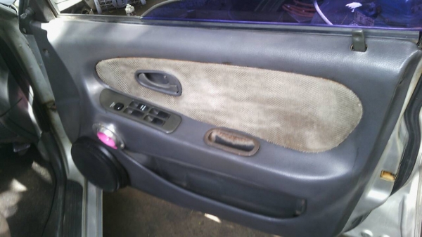 ขายอีคาร์ปี 93 เครื่อง 1.5 คาร์บู เกียร์ธรรมดาติดแก๊ส lpg ขายอีคาร์ปี 93 เครื่อง 1.5 คาร์บู เกียร์ธรรมดาติดแก๊ส lpg