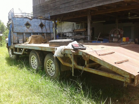 ขายด่วนรถเทรนเลอร์หางปลาหน้ายาวขึ้นแม็คโคร รถเกี่ยวราคาประหยัดเอกสารเล่มทะเบียนโทร0843923995