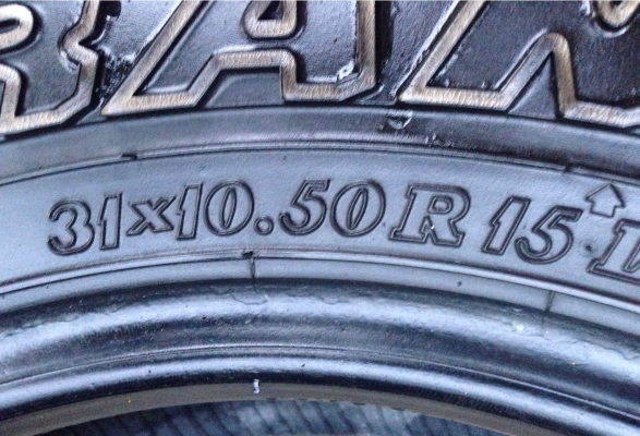 ยาง All Dunlop 31 10.5 R15 ปี12 ดอกหนา พร้อมใช้งาน