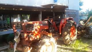 ขาย KUBOTA M5000 ขายตามสภาพเครื่องพัง เอกสารเล่มทะเบียนพร้อมโอน อุปกรณ์ดันหน้า ผานหลัง  ราคาย่อมเยาว์