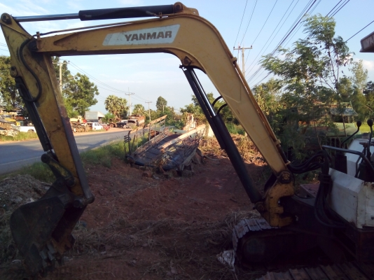 ขายค่ะรถแบคโฮบี50 ยันม่าราคา 230,000 บาทค่ะ