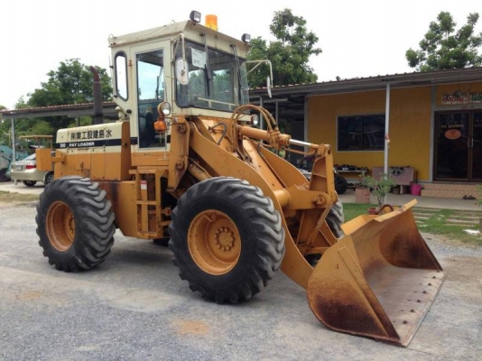 มีให้เลือกหลายคัน Komatsu 510 กรองเดี่ยว สวยๆ เก่าญี่ปุ่น 090-986-2521 อ๊อบ