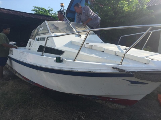 ขายเรือ 20 ฟุตเครื่องยนต์ดีเซล เครื่องใช้งานได้เลยมีคลิปคับ