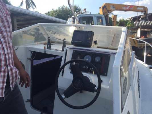 ขายเรือ 20 ฟุตเครื่องยนต์ดีเซล เครื่องใช้งานได้เลยมีคลิปคับ
