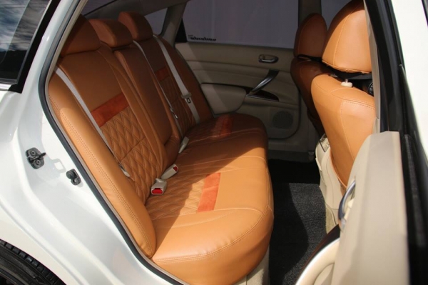 ขาย NISSAN Teana 250  ปี 2011 รองท๊อป เครื่อง 2500 V6