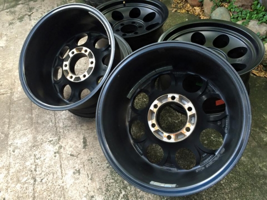 Mickey Thompson ขอบ 17 x9 ET-12 แม็กแท้ รุ่น Classic ฝาครบ Mickey Thompson ขอบ 17 x9 ET-12 แม็กแท้ รุ่น Classic ฝาครบ