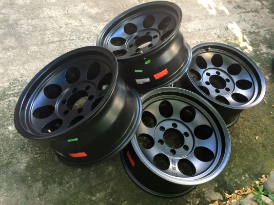 Mickey Thompson ขอบ 17 x9 ET-12 แม็กแท้ รุ่น Classic ฝาครบ Mickey Thompson ขอบ 17 x9 ET-12 แม็กแท้ รุ่น Classic ฝาครบ