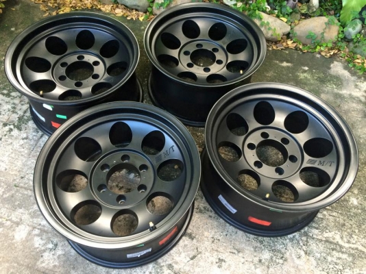 Mickey Thompson ขอบ 17 x9 ET-12 แม็กแท้ รุ่น Classic  ฝาครบ