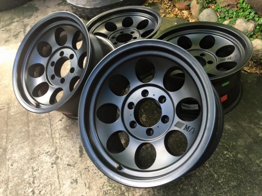 Mickey Thompson ขอบ 17 x9 ET-12 แม็กแท้ รุ่น Classic ฝาครบ Mickey Thompson ขอบ 17 x9 ET-12 แม็กแท้ รุ่น Classic ฝาครบ