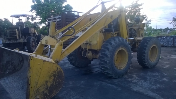 ขายรถตัก. Komatsu. sd 25 ขายรถตัก. Komatsu. sd 25