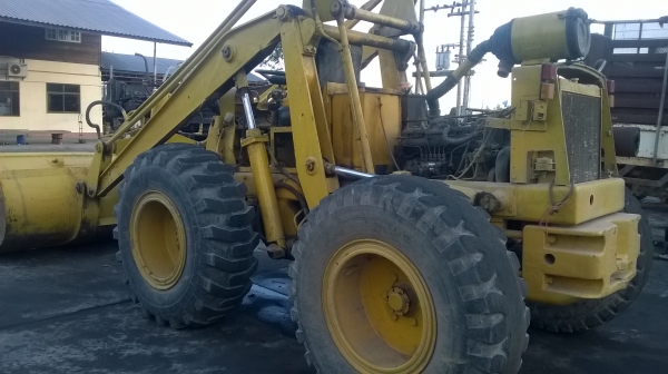 ขายรถตัก. Komatsu. sd 25 ขายรถตัก. Komatsu. sd 25