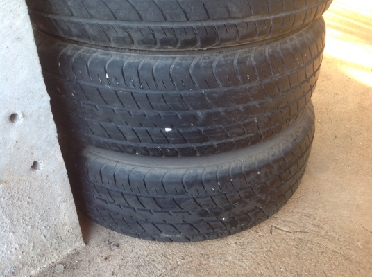 ขายยางรถเก๋ง