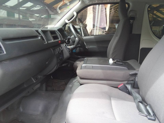 โทร 0922726669 คุณตันหยง ตู้เบสออโต้แวน รถตู้ดีเซลล์ ปี 2014หน้าใหม่ ราคา 749,000 บาท ใชเงินออกรถ 160,000 บาทเท่านั้น