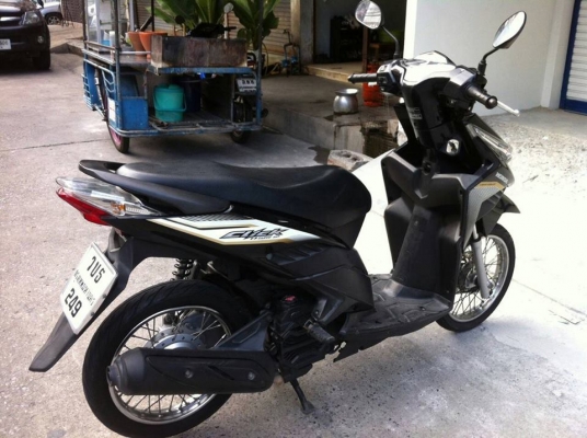 Click 110 i ปี51 รถบ้าน เครื่องเดิมๆ มีเล่ม เอกสารชุดโอนครบ