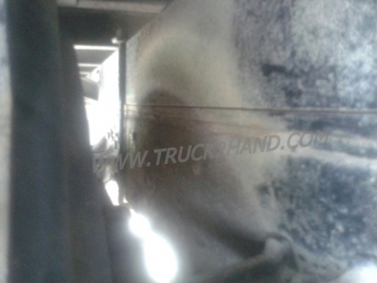 รถบรรทุก ISUZU 6 ล้อ  ติดเครน  175 แรงม้า เครน 4.5 ตัน น็อต 8 ตัว กระบะยาว 6 เมตร