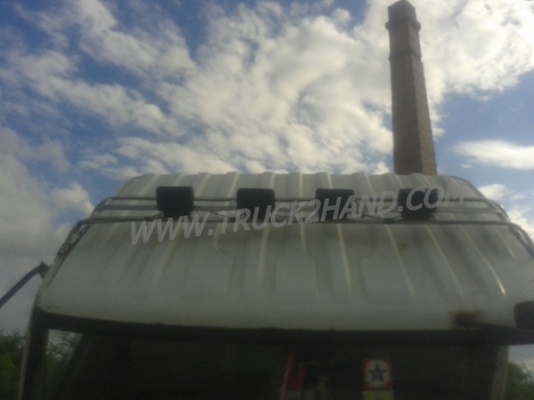 รถบรรทุก ISUZU 6 ล้อ  ติดเครน  175 แรงม้า เครน 4.5 ตัน น็อต 8 ตัว กระบะยาว 6 เมตร