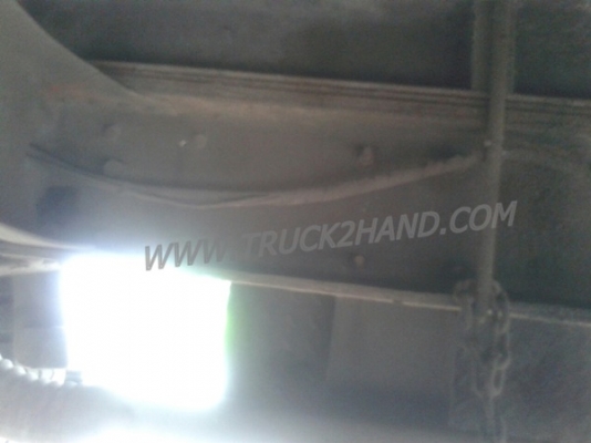 รถบรรทุก ISUZU 6 ล้อ  ติดเครน  175 แรงม้า เครน 4.5 ตัน น็อต 8 ตัว กระบะยาว 6 เมตร