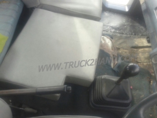 รถบรรทุก ISUZU 6 ล้อ  ติดเครน  175 แรงม้า เครน 4.5 ตัน น็อต 8 ตัว กระบะยาว 6 เมตร