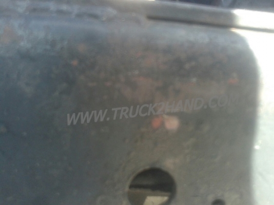 รถบรรทุก ISUZU 6 ล้อ  ติดเครน  175 แรงม้า เครน 4.5 ตัน น็อต 8 ตัว กระบะยาว 6 เมตร