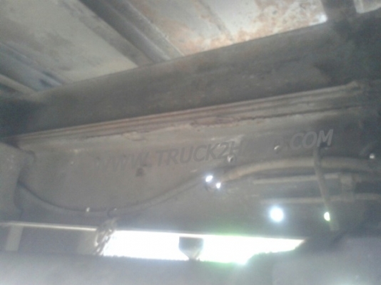 รถบรรทุก ISUZU 6 ล้อ  ติดเครน  175 แรงม้า เครน 4.5 ตัน น็อต 8 ตัว กระบะยาว 6 เมตร