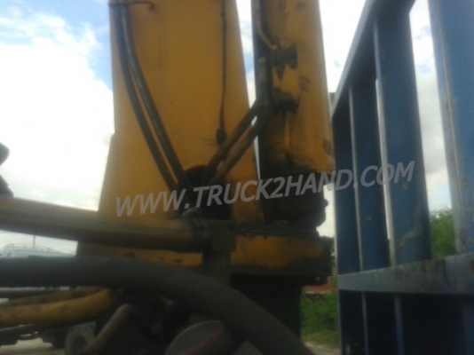 รถบรรทุก ISUZU 6 ล้อ  ติดเครน  175 แรงม้า เครน 4.5 ตัน น็อต 8 ตัว กระบะยาว 6 เมตร