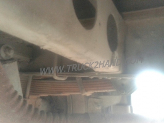 รถบรรทุก ISUZU 6 ล้อ  ติดเครน  175 แรงม้า เครน 4.5 ตัน น็อต 8 ตัว กระบะยาว 6 เมตร