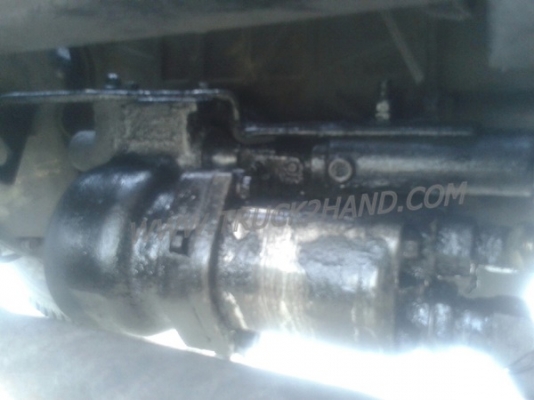 รถบรรทุก ISUZU 6 ล้อ  ติดเครน  175 แรงม้า เครน 4.5 ตัน น็อต 8 ตัว กระบะยาว 6 เมตร