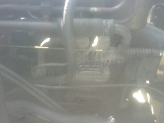 รถบรรทุก ISUZU 6 ล้อ  ติดเครน  175 แรงม้า เครน 4.5 ตัน น็อต 8 ตัว กระบะยาว 6 เมตร