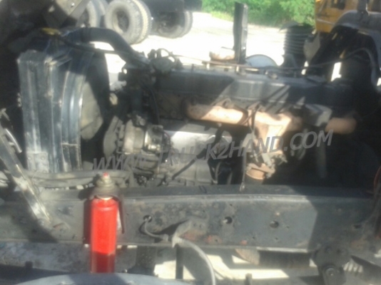 รถบรรทุก ISUZU 6 ล้อ  ติดเครน  175 แรงม้า เครน 4.5 ตัน น็อต 8 ตัว กระบะยาว 6 เมตร