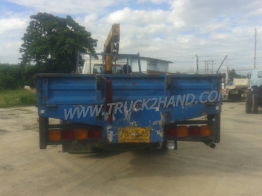 รถบรรทุก ISUZU 6 ล้อ  ติดเครน  175 แรงม้า เครน 4.5 ตัน น็อต 8 ตัว กระบะยาว 6 เมตร