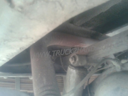 รถบรรทุก ISUZU 6 ล้อ  ติดเครน  175 แรงม้า เครน 4.5 ตัน น็อต 8 ตัว กระบะยาว 6 เมตร