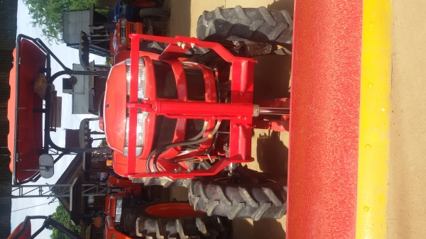 ายครับรถไถยันม้า39แรงสองเพลา ตัวใหม่ล้าสุดยังไม่ได้ล้างพร้อมทะเบียน ราคา295000บาท  รถสวยมากเดิมๆ ยังไม่ได้ล้างมีไบมีดหน้าและโลตาลี่หนึ่งอันอยู่ วังบัว อ คลองขลุง จ กำแพงเพชรสนใจโทร 0813655997 อำพรพาเจริญราคาคุยกันได้อีกนะครัย