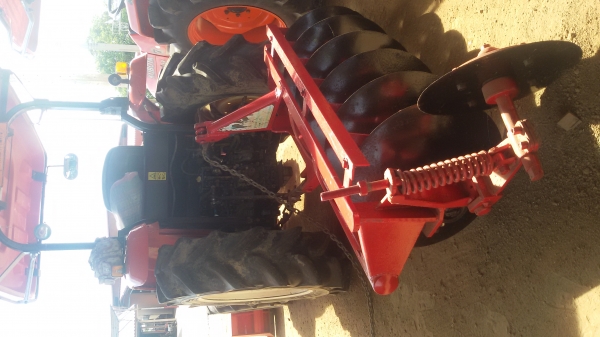 ายครับรถไถยันม้า39แรงสองเพลา ตัวใหม่ล้าสุดยังไม่ได้ล้างพร้อมทะเบียน ราคา295000บาท  รถสวยมากเดิมๆ ยังไม่ได้ล้างมีไบมีดหน้าและโลตาลี่หนึ่งอันอยู่ วังบัว อ คลองขลุง จ กำแพงเพชรสนใจโทร 0813655997 อำพรพาเจริญราคาคุยกันได้อีกนะครัย