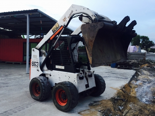 ขาย รถตักBOBCAT สภาพดีพร้อมใช้ ขาย รถตักBOBCAT สภาพดีพร้อมใช้