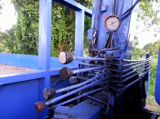 ขายรถ6ล้อ ติดเครน3ตัน เครื่อง115แรง กระบะยาว5.50ม. เครื่องดี แคชซีสวย เครนใช้ได้งานทุกระบบ สภาพพร้อมใช้งาน เอกสารพร้อมโอน สนใจโทร 090-8588220คุณนะ 093-3258446คุณบิว หรือเข้าดูสินค้าอื่นๆได้ที่ www.truck.in.th/498 หรือเพจFacebook ณรงค์ ซื้อขายรถมือสอง (เว็