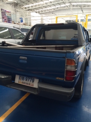 ขายฟอร์ด 4x4 ปี 2001 ราคา 155,000 ขายฟอร์ด 4x4 ปี 2001 ราคา 155,000