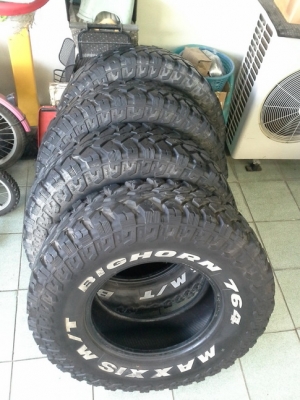 Maxxis  MT764 ขนาด 265/75/16 ปี13 สวยๆ 1ชุด