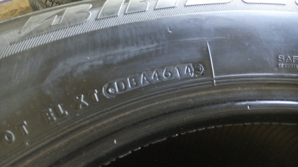 265 60 18 บริสโตน ปี 4614