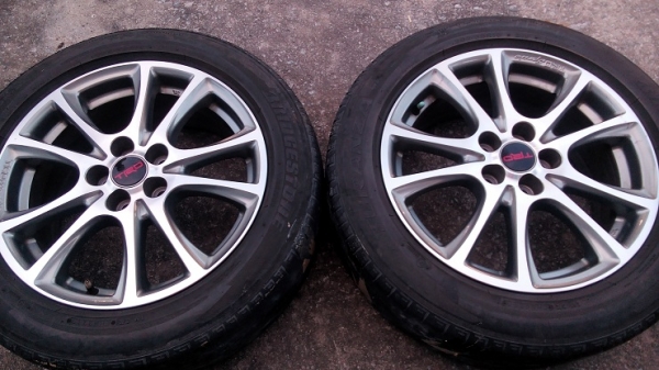 ALTIS PRIUS TRD SPORTIVO