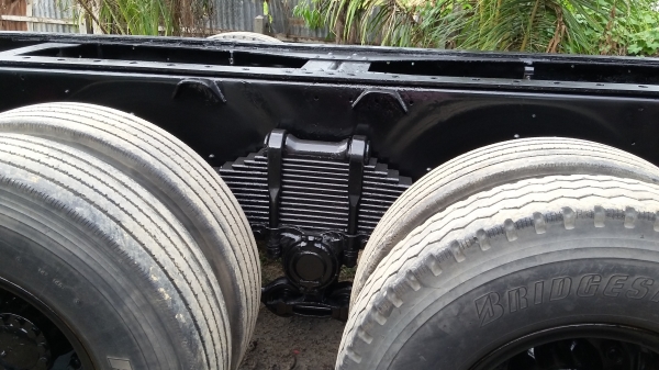 ขายรถ 10 ล้อ ISUZU หัว-ครัซซี รถ 2 เพลา เครื่อง 6SD1 = 240 แรงม้า เทอร์โบ-อินเตอร์ (รถอยู่สุพรรณบุรี)