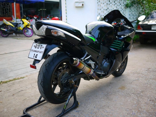 ขาย Kawasaki zx14 ปี 2008 พร้อมทะเบียนแท้ สภาพหล่อๆ