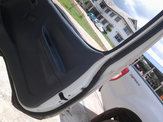 TOYOTA อนุบาลหมีน้อย 2.5ดีเซล ภาษีเต็ม เพ้นซ์ลายมาอย่างงามครับ เล่มพร้อมโอน