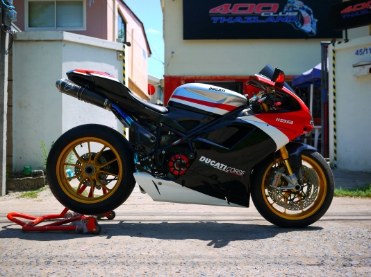 ขาย Ducati 1198 Upgrade เป็นตัว Corse พร้อมทะเบียนแท้ ขาย Ducati 1198 Upgrade เป็นตัว Corse พร้อมทะเบียนแท้