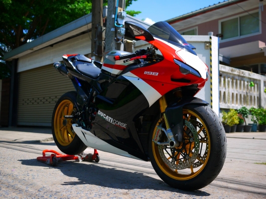 ขาย Ducati 1198 Upgrade เป็นตัว Corse พร้อมทะเบียนแท้ ขาย Ducati 1198 Upgrade เป็นตัว Corse พร้อมทะเบียนแท้