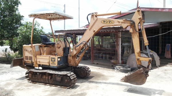 ขายด่วนรถเเม็คโครยันม่าYB1200Bเทียบเท่า PC25เคื่องยันม่า3สูบรถนำเข้าเก่านอกไม่เคยใช้งานในเมืองไทยเลย